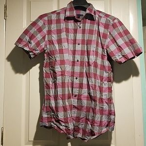 Pink/Maroon Gap Button Down Short Sleeve Shirt
